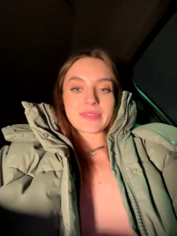 -AngelAri-