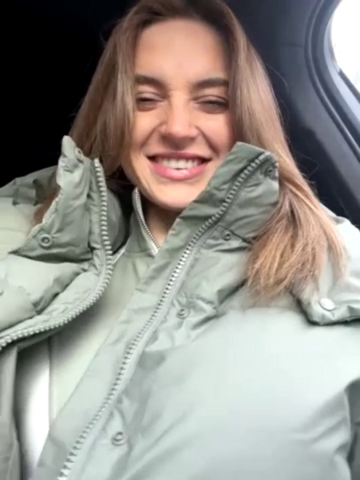 -AngelAri-