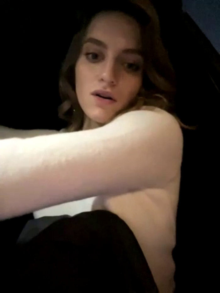 -AngelAri-