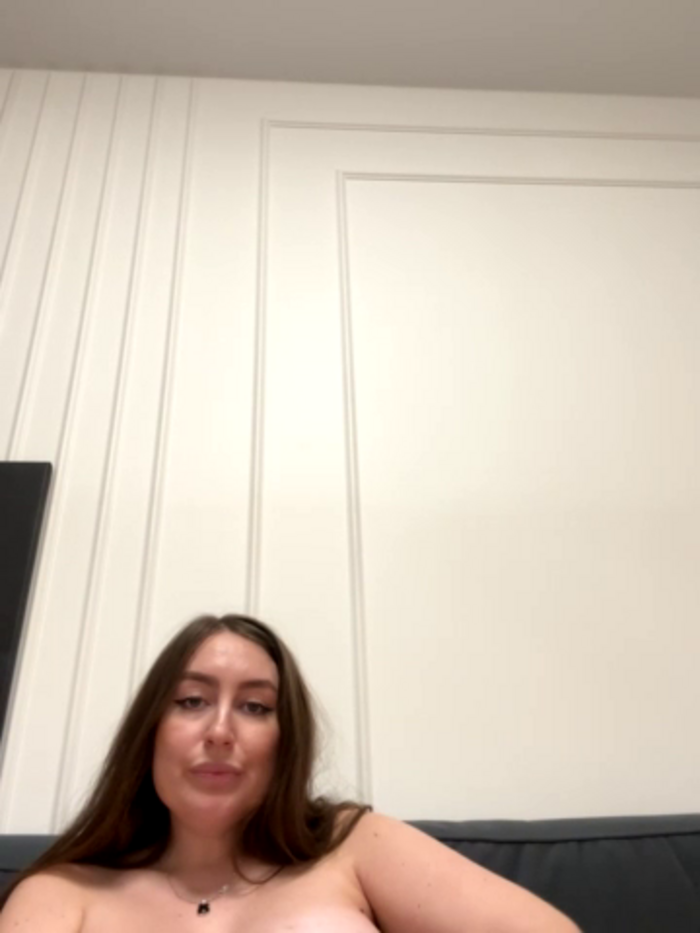 Lady_MiaOlson
