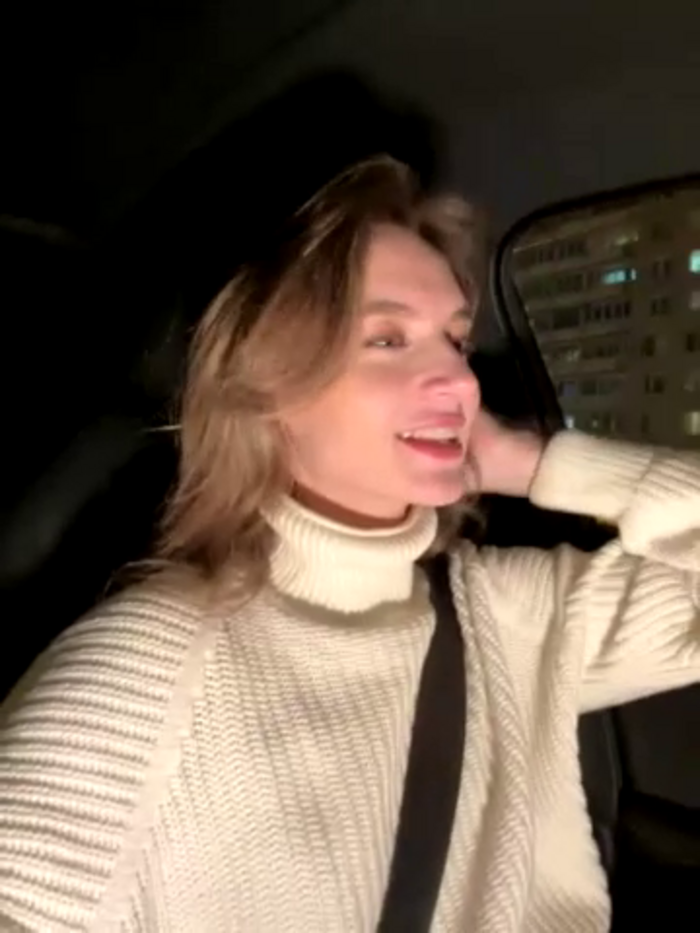 -AngelAri-
