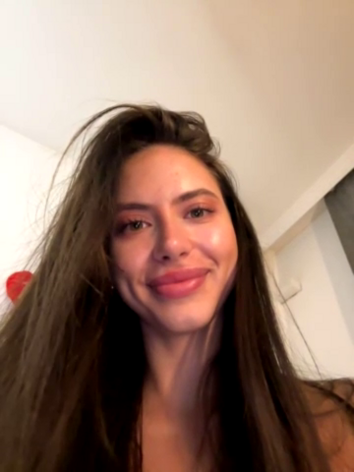 Ellzaa_