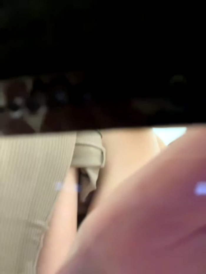 -AngelAri-