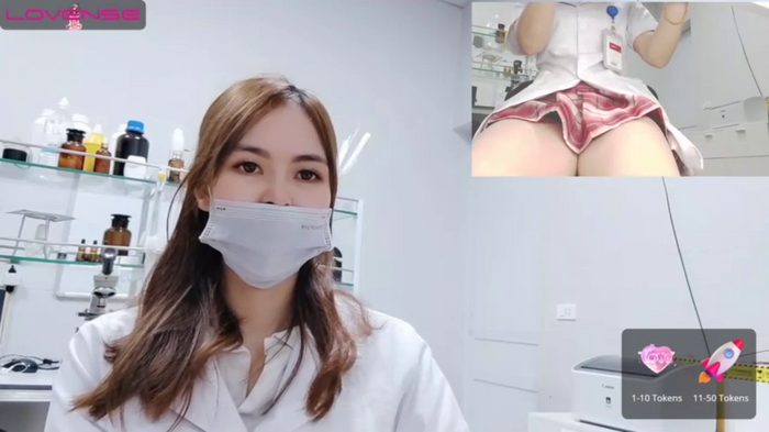NaughtyGirl_Lab