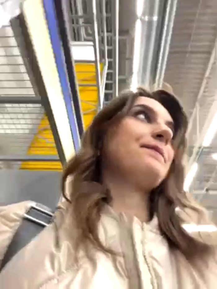 -AngelAri-