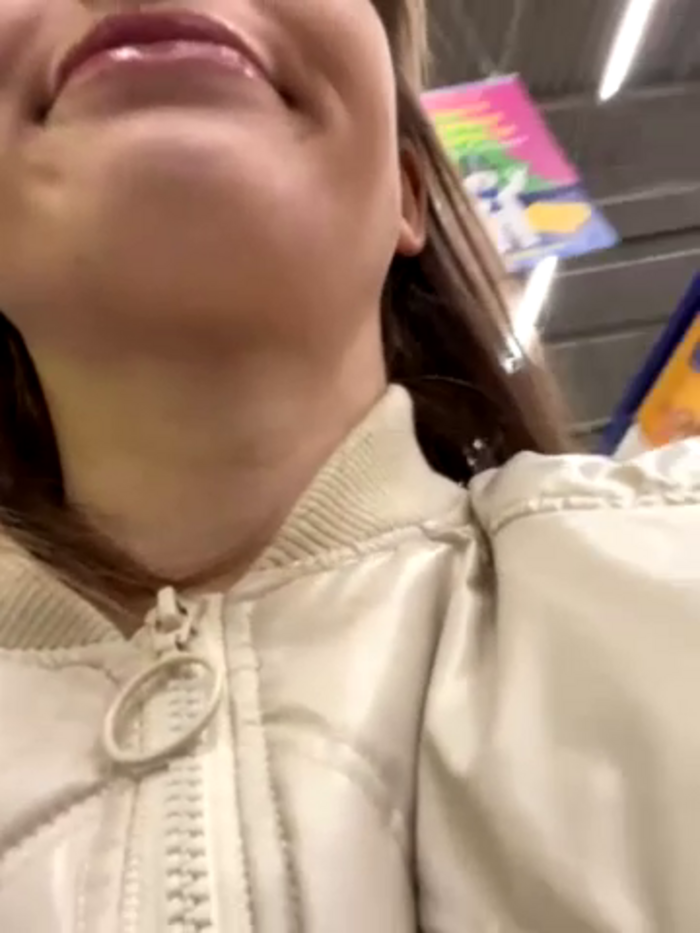 -AngelAri-