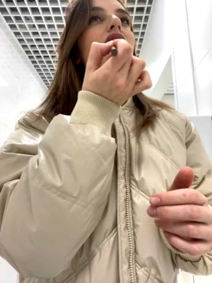 -AngelAri-