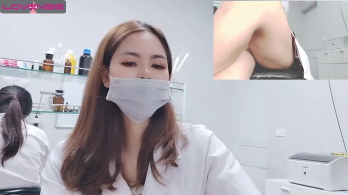 NaughtyGirl_Lab