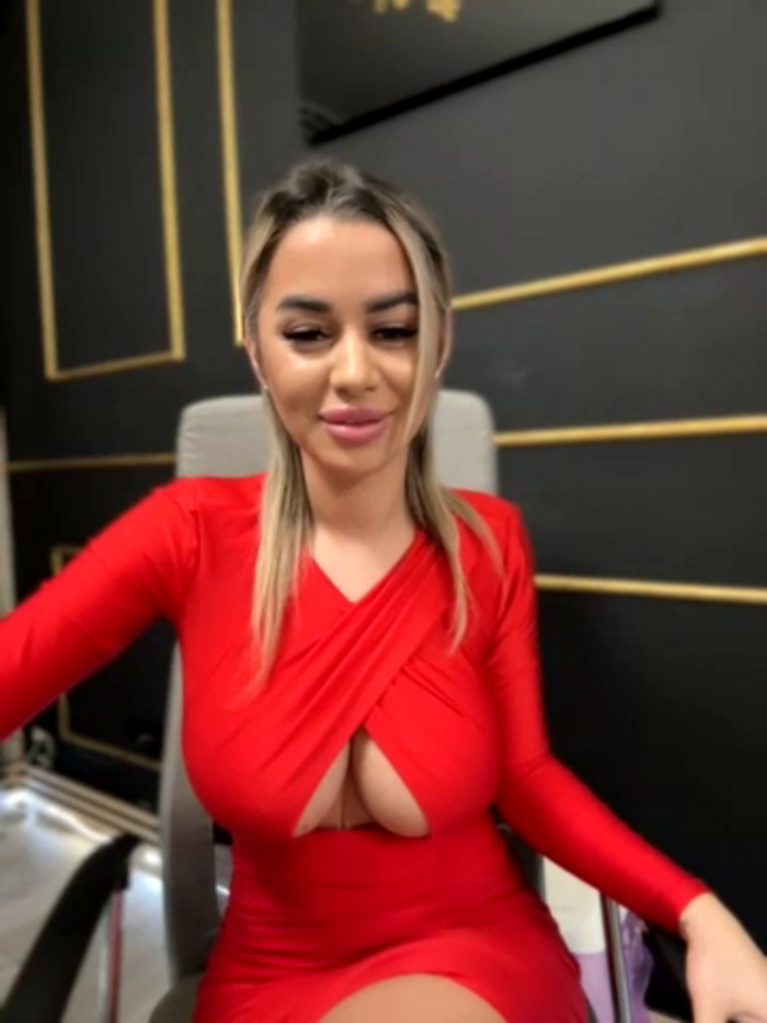 KirstieVegas