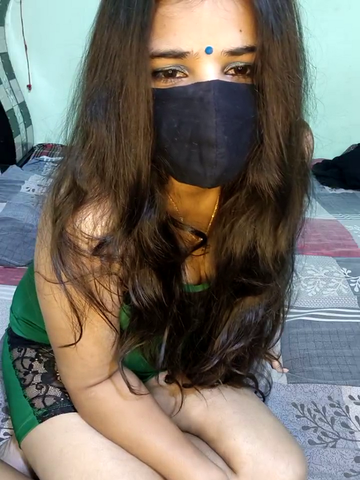 Indian_hotmilfs