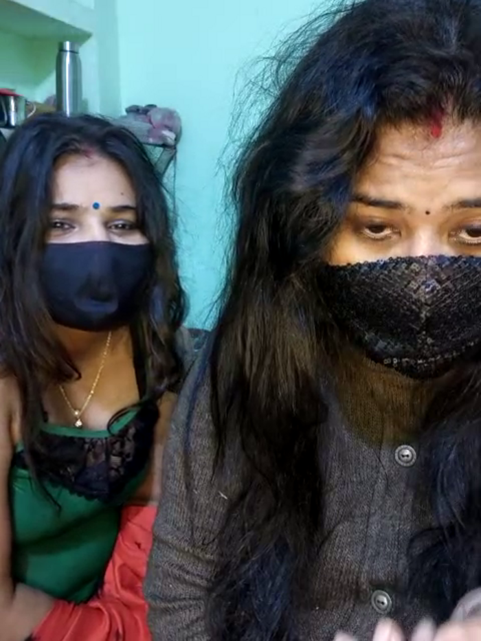 Indian_hotmilfs