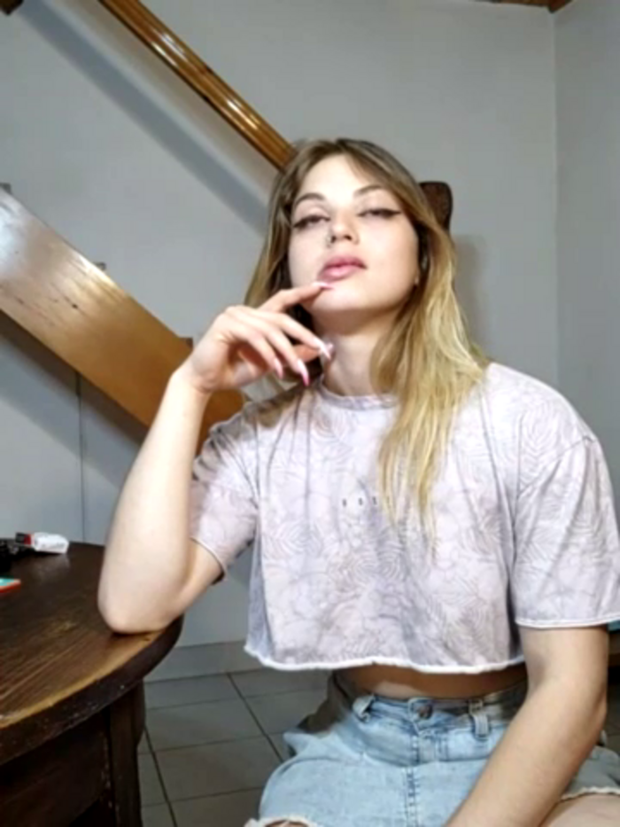 Elnonoykeila77