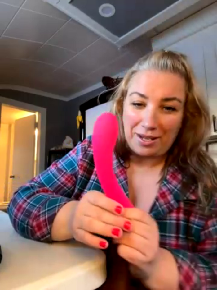 Canadian_BBW