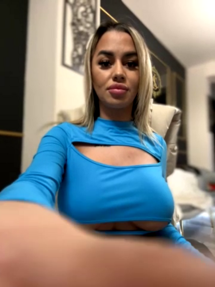 KirstieVegas