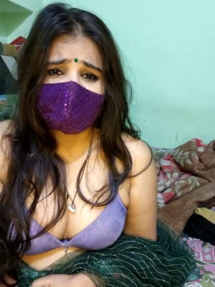 Indian_hotmilfs