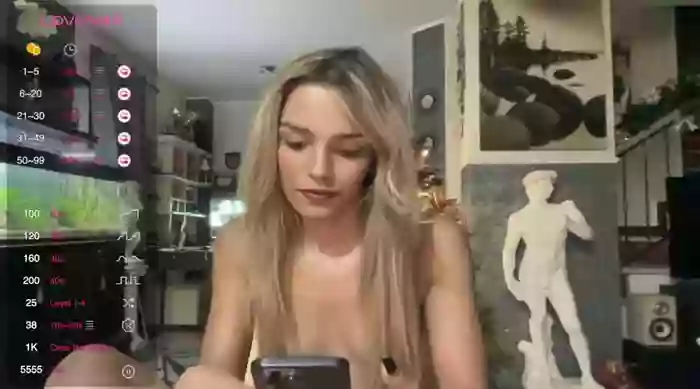 2024/01/01/stripchat-elisabettina02-22-06-26