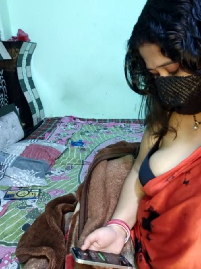 Indian_hotmilfs