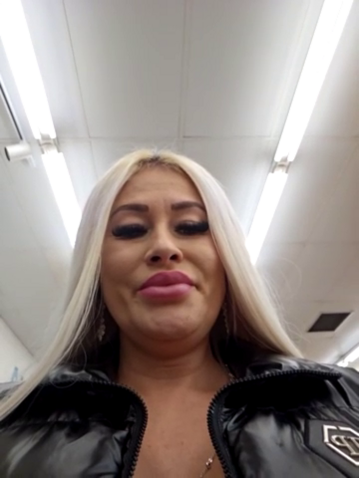 MILFBARBY