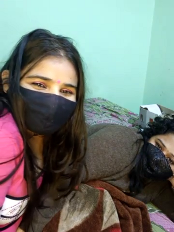 Indian_hotmilfs