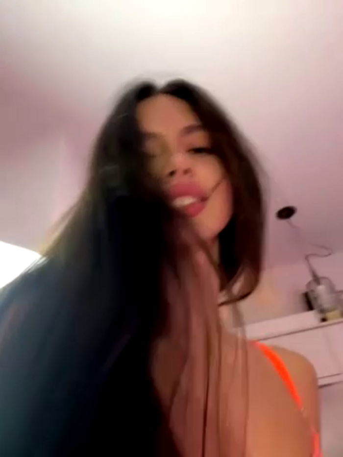 Ellzaa_