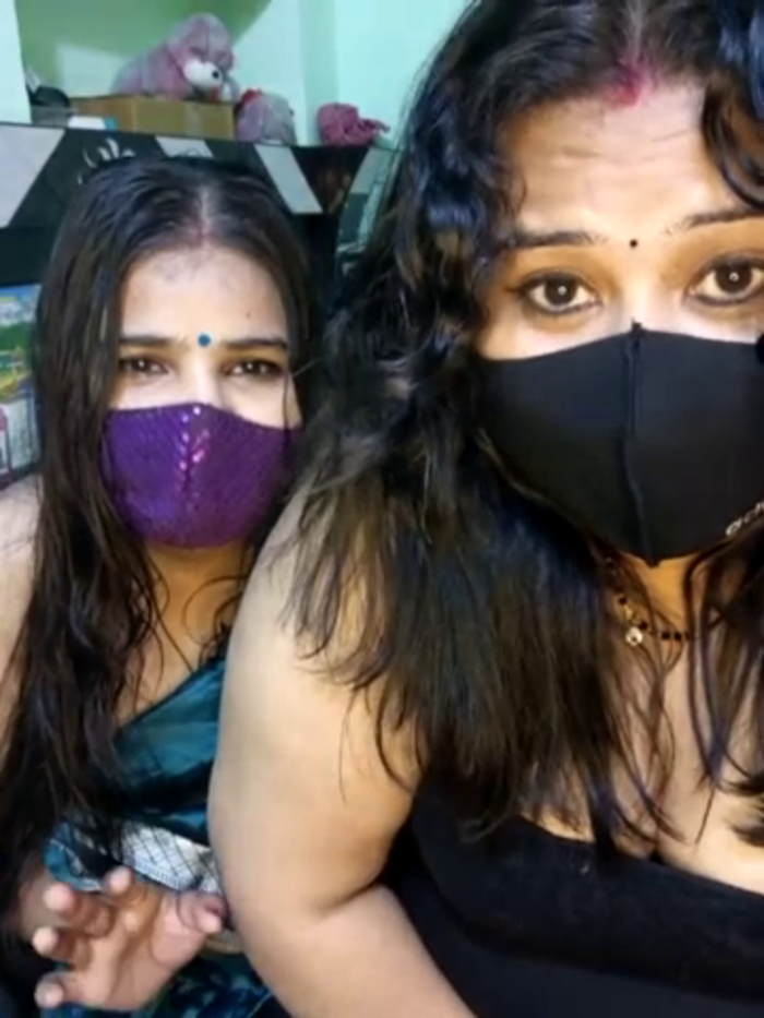 Indian_hotmilfs
