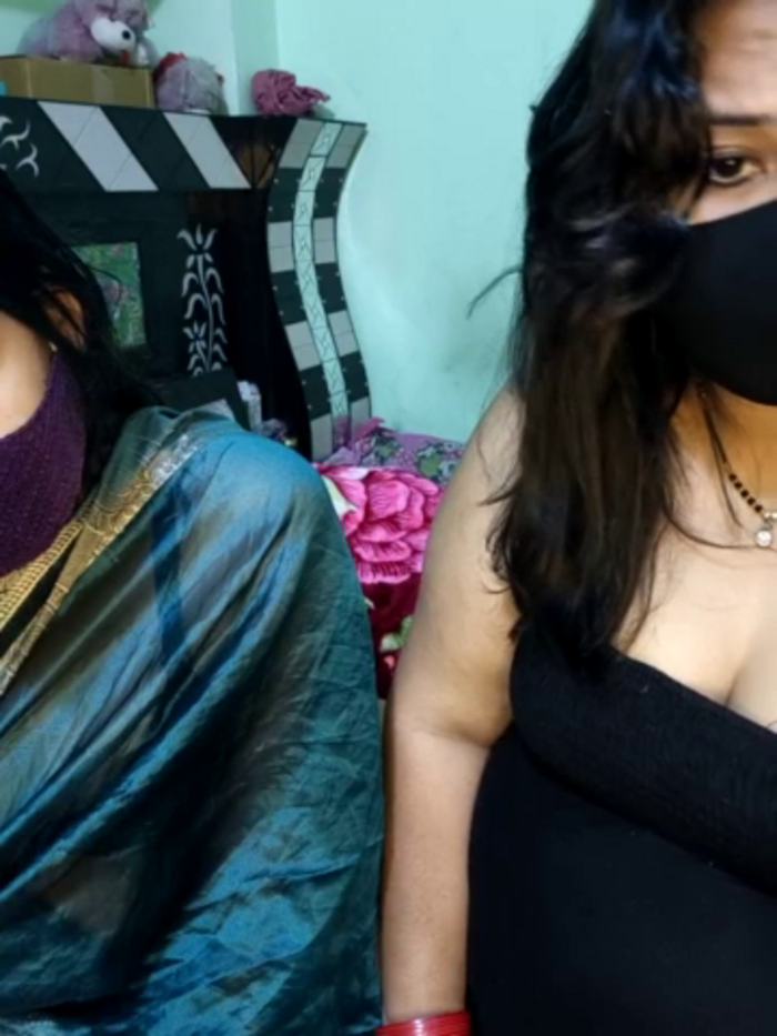 Indian_hotmilfs