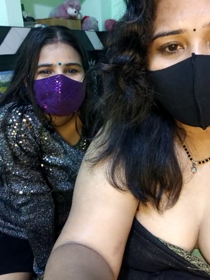Indian_hotmilfs