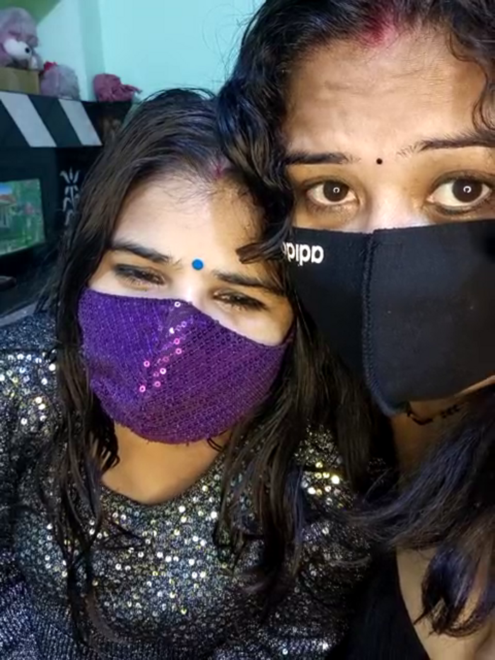 Indian_hotmilfs