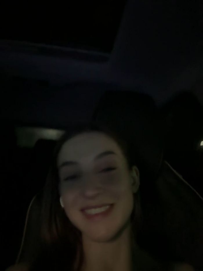 -AngelAri-
