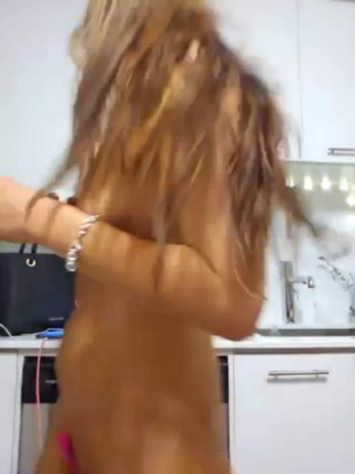 RebeccaXO_