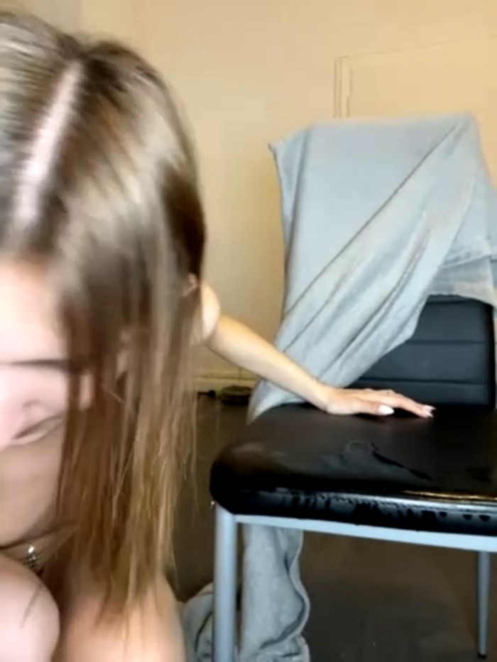 AnnyBelle_