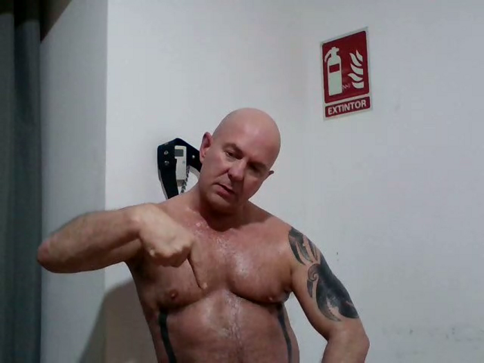 ManlyPrisonGuy