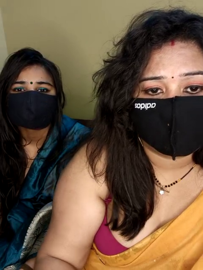 Indian_hotmilfs