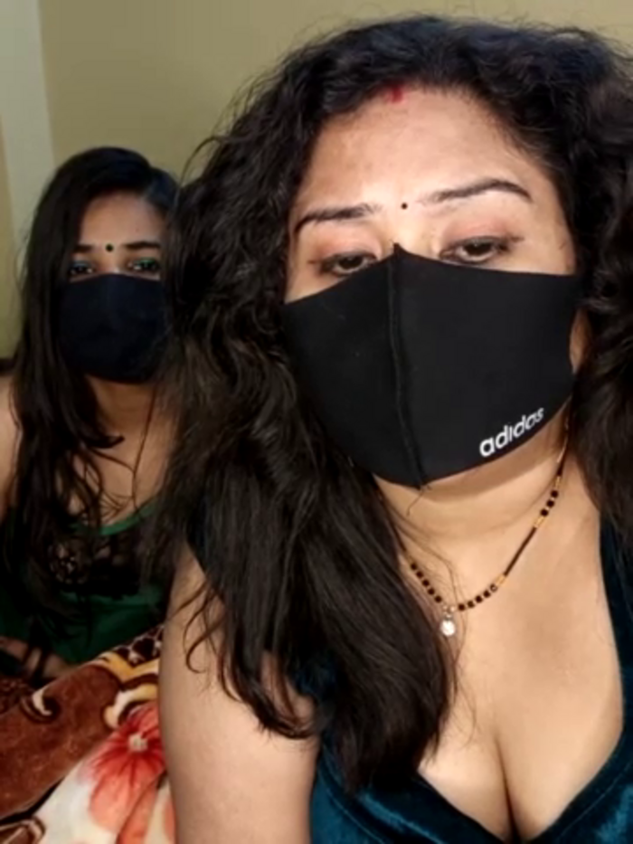 Indian_hotmilfs