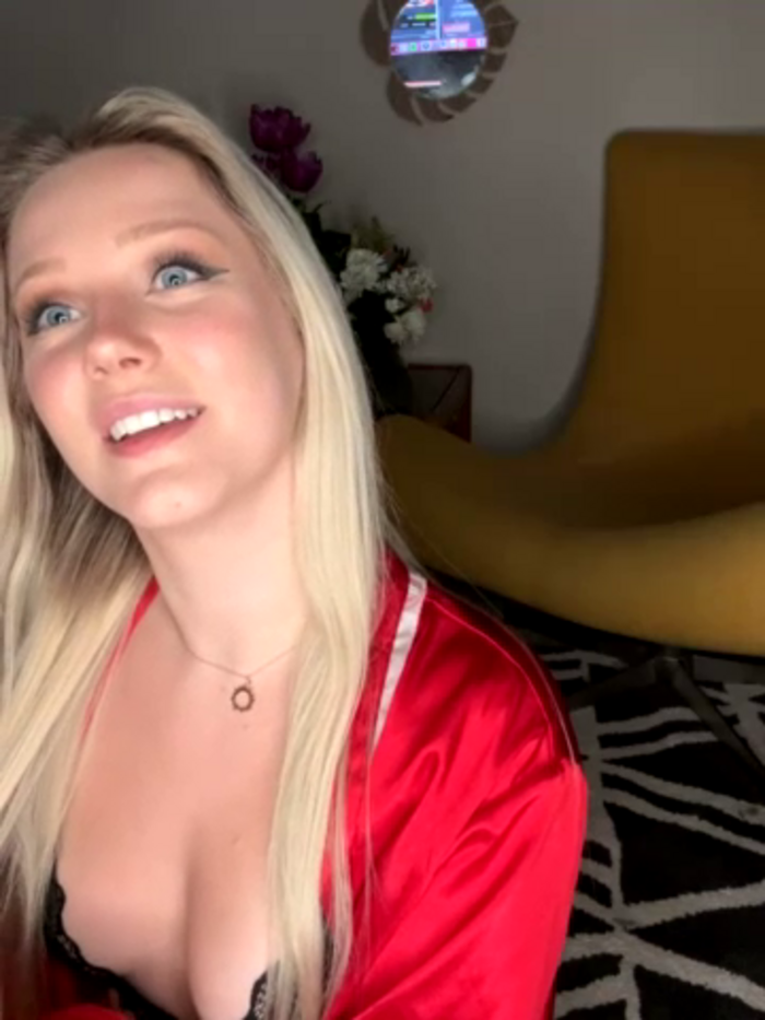 lexi_luv