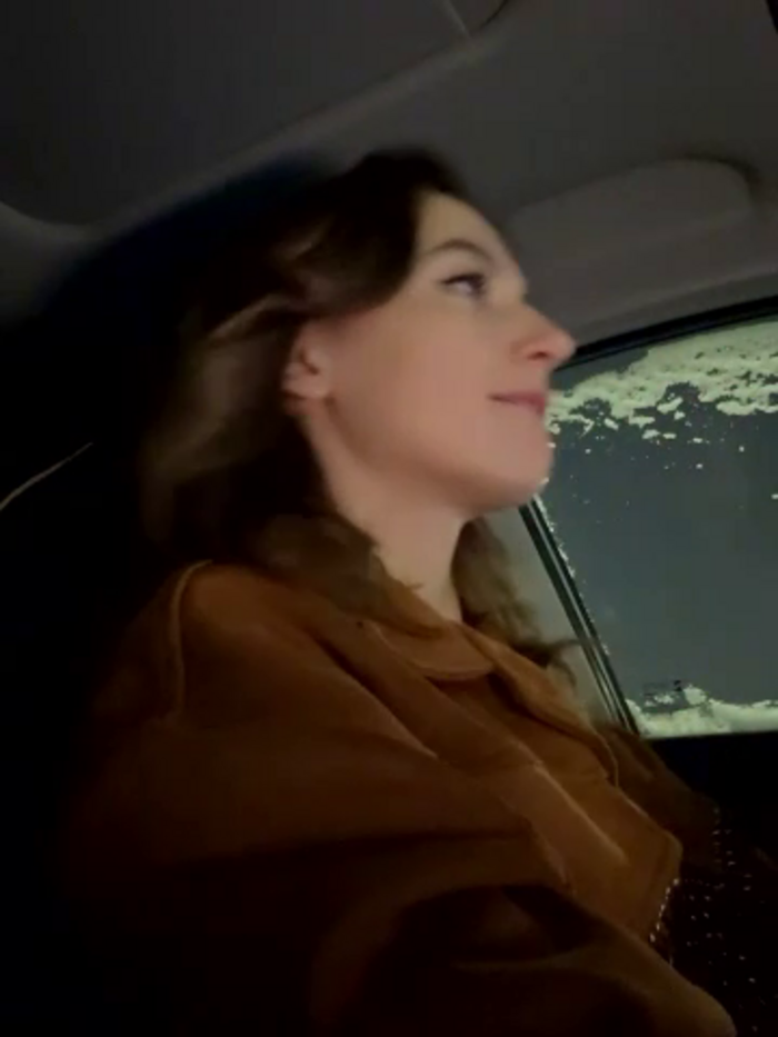 -AngelAri-