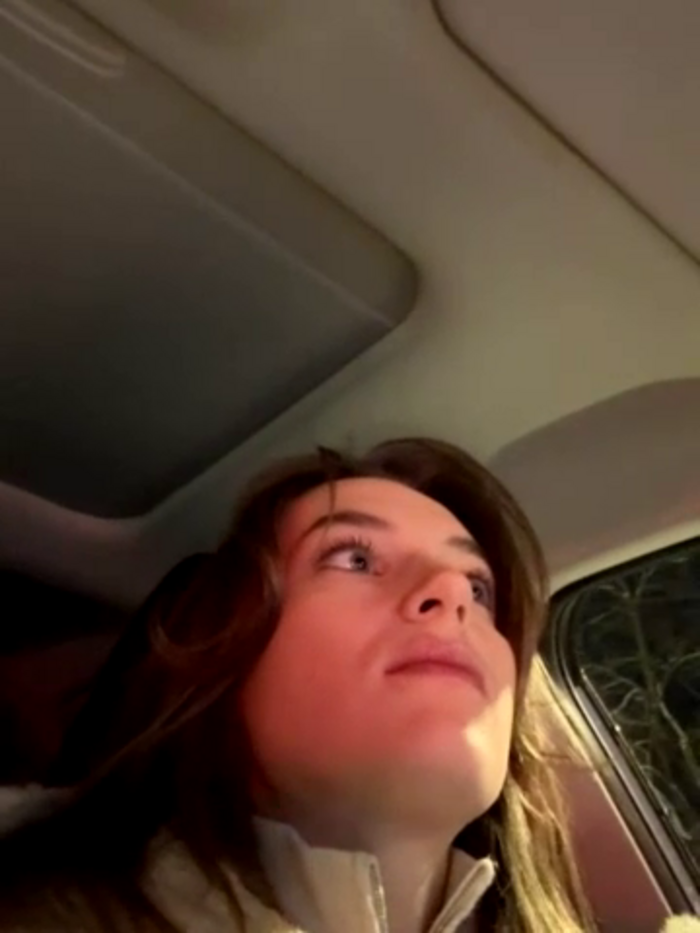 -AngelAri-