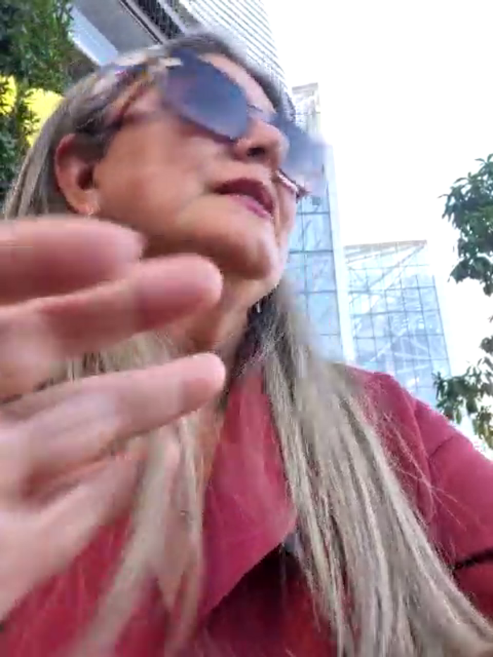 emma_tour