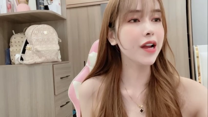ANNA102