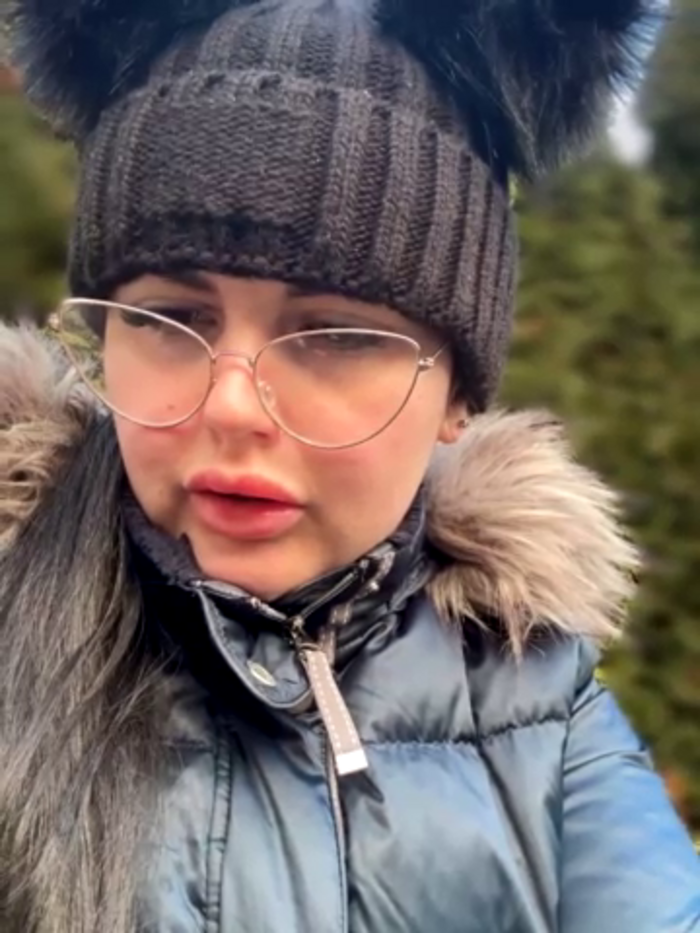 Young_hot_mom