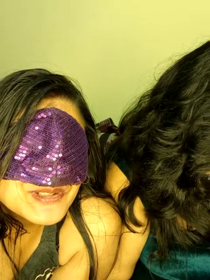 Indian_hotmilfs