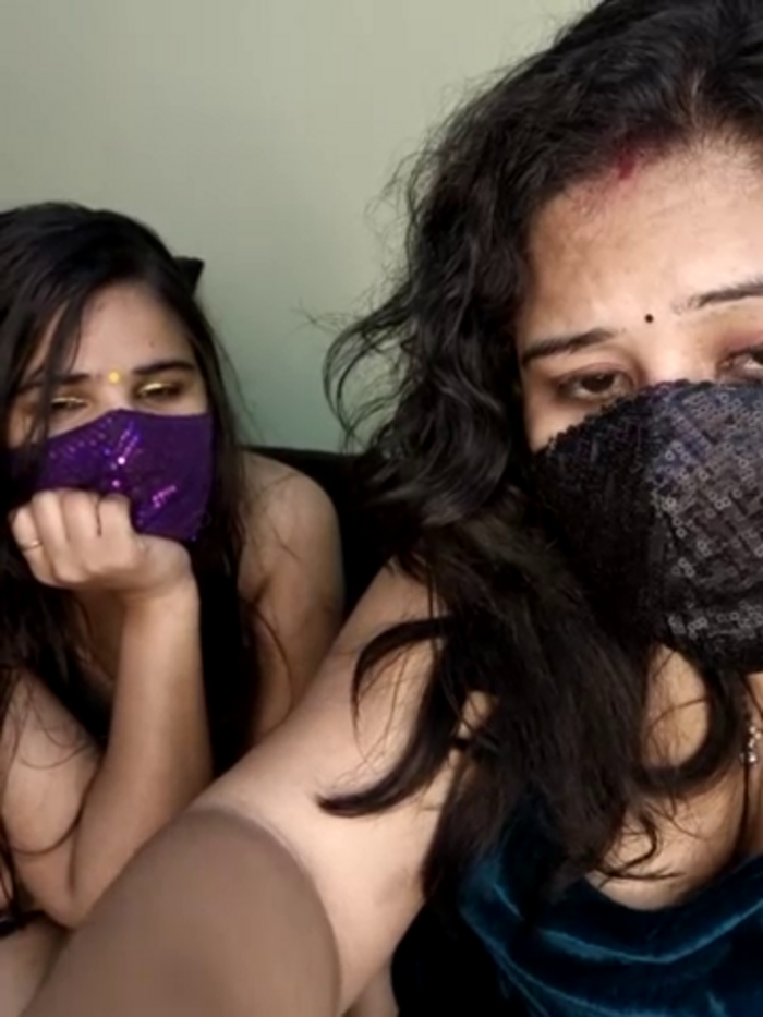 Indian_hotmilfs