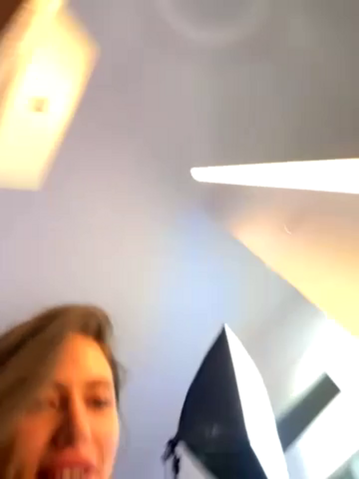 Ellzaa_