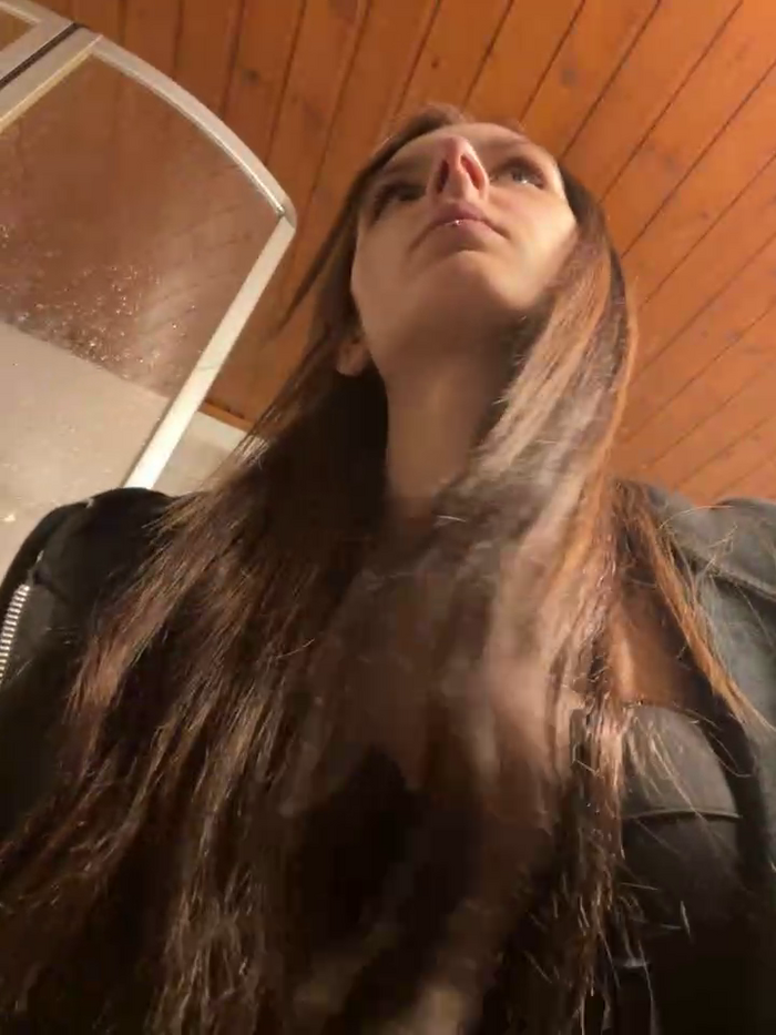 AnnyBelle_