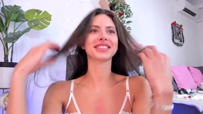 Ellzaa_