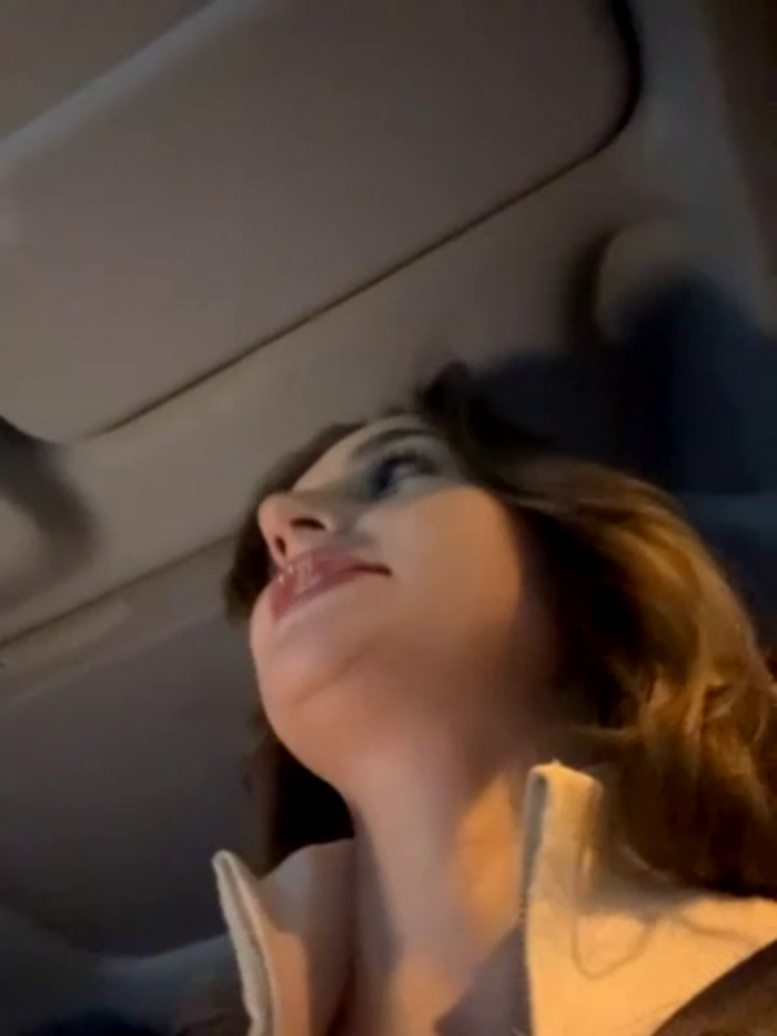 -AngelAri-