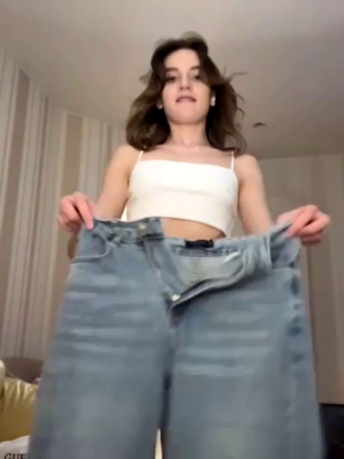 -AngelAri-