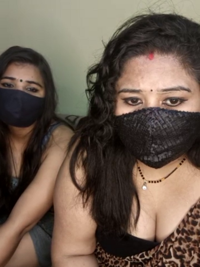 Indian_hotmilfs