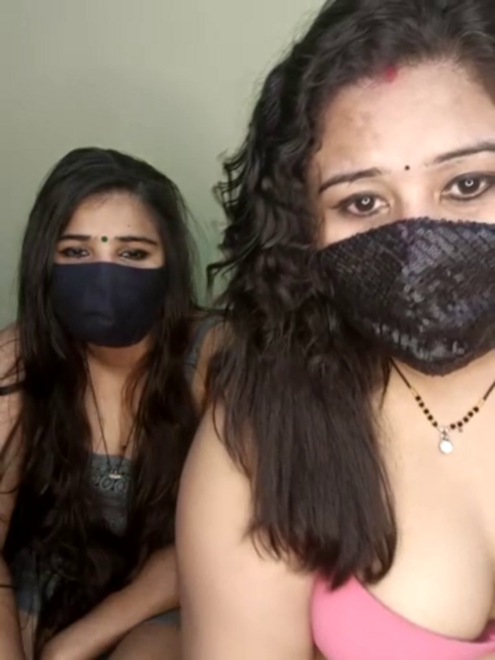 Indian_hotmilfs
