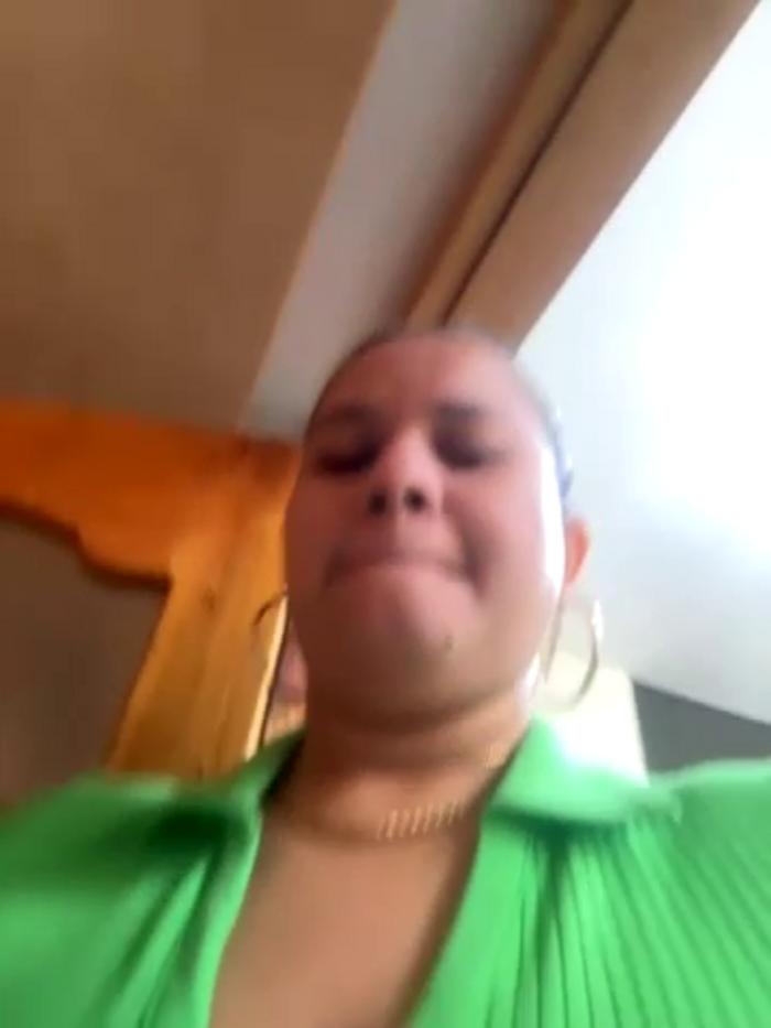 BUSTY-STORE-LAROSALIA1XXX